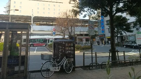 高円寺スタバ窓際属